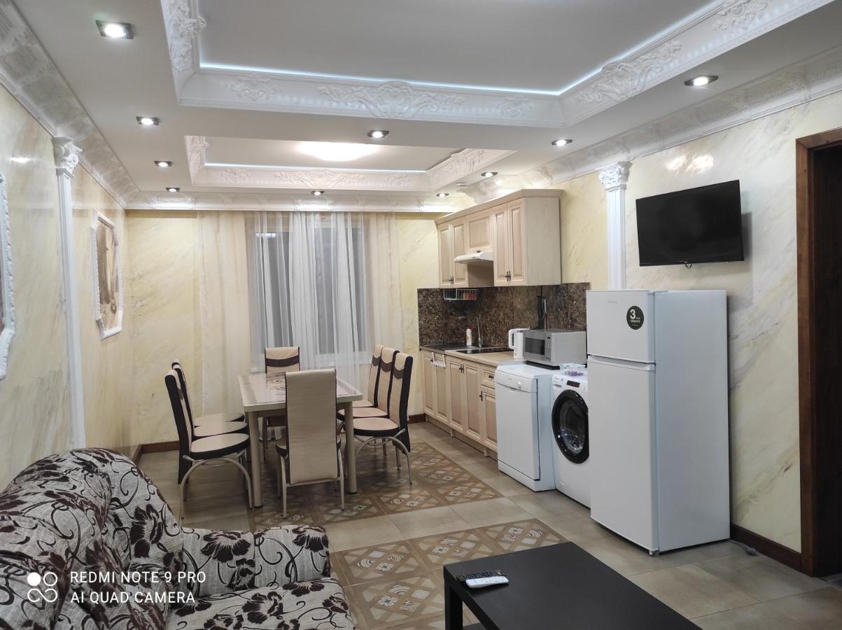 Nestg Guest House Pilipets Zewnętrze zdjęcie
