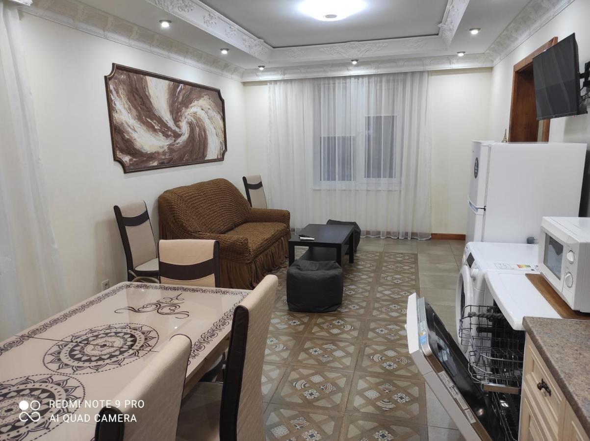 Nestg Guest House Pilipets Zewnętrze zdjęcie
