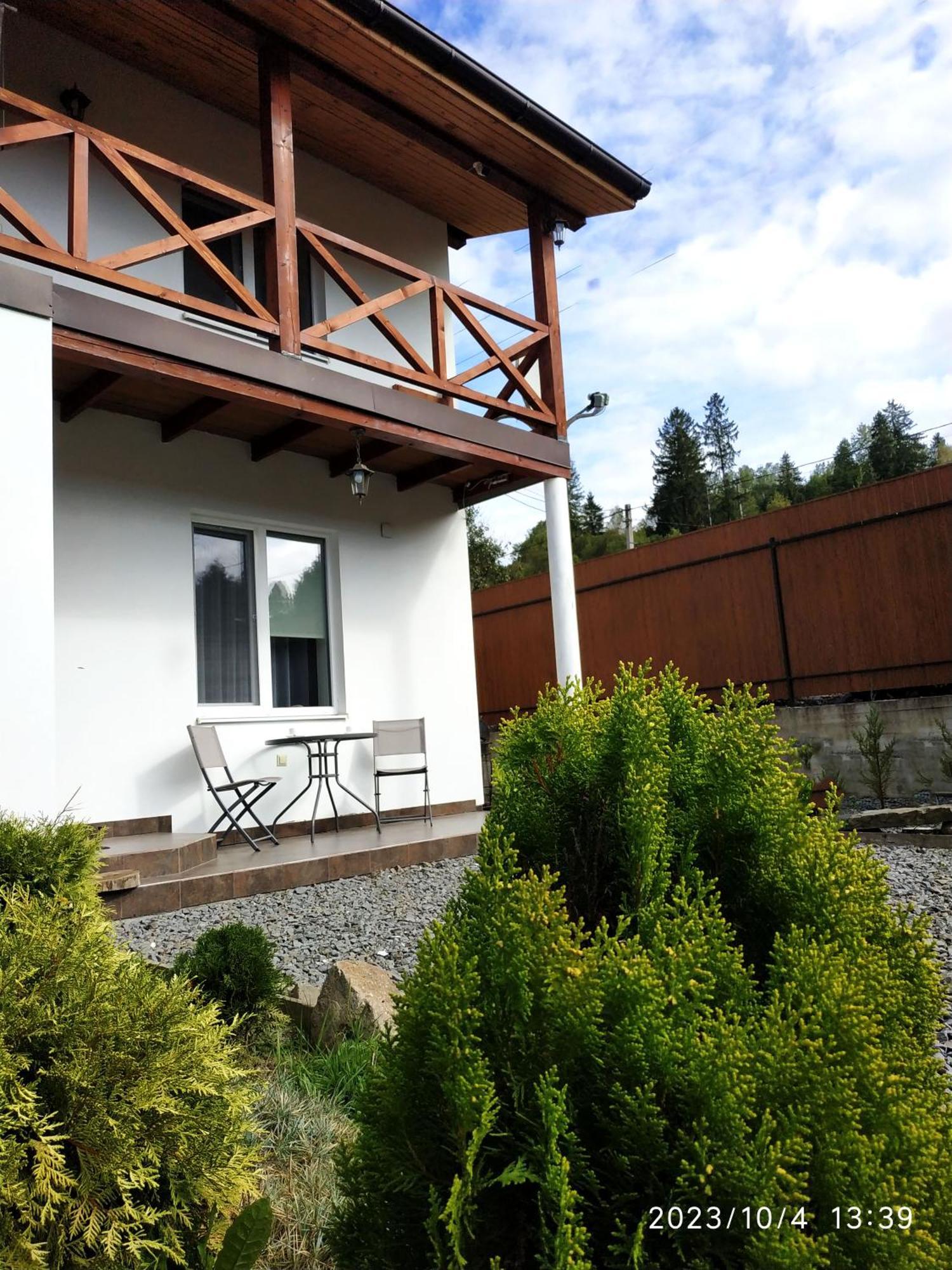 Nestg Guest House Pilipets Zewnętrze zdjęcie